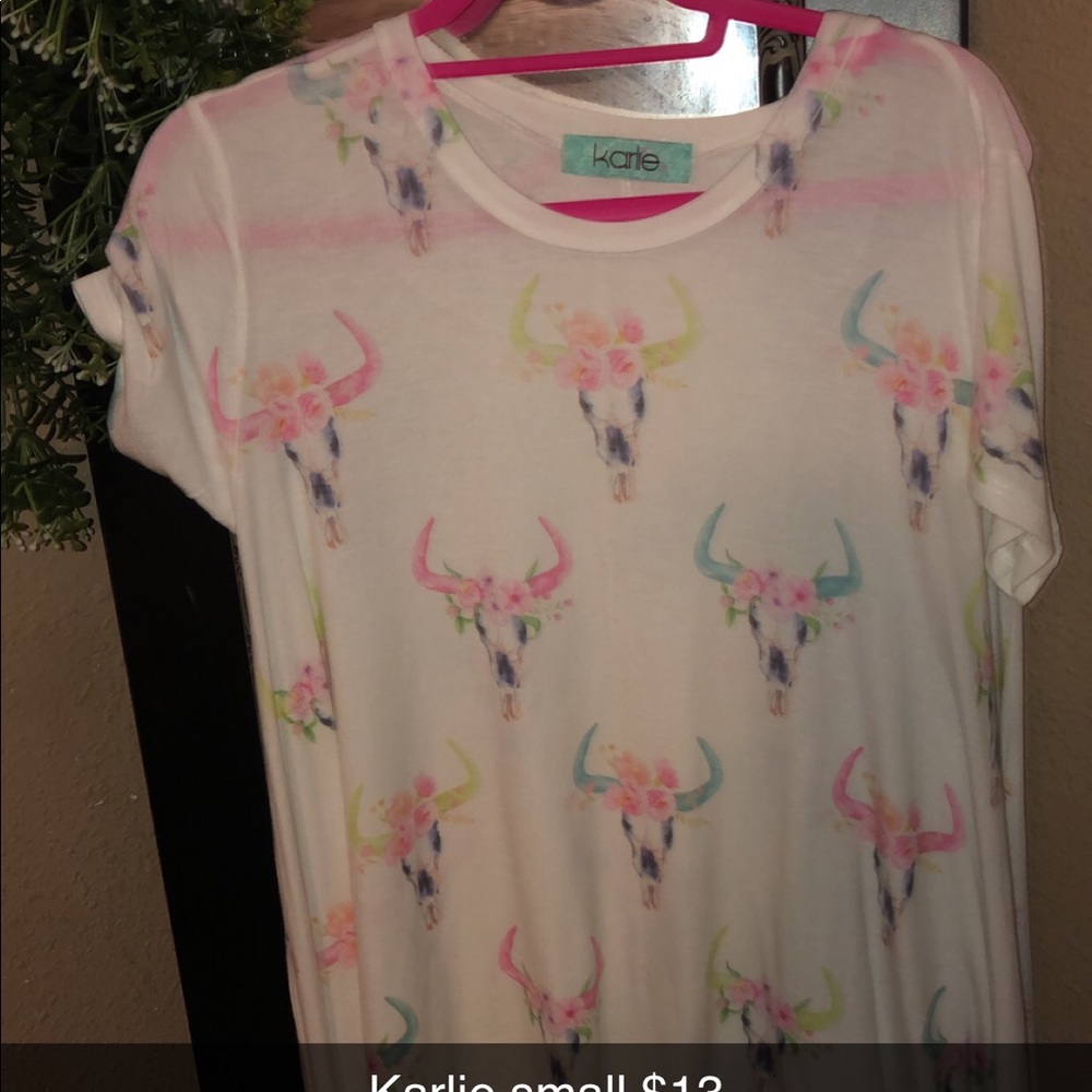 Karlie top